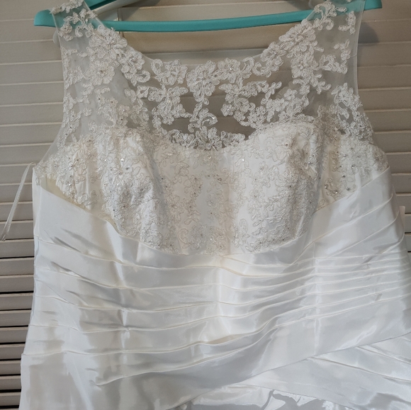NWT David's bridal dress 26W - Picture 2 of 11